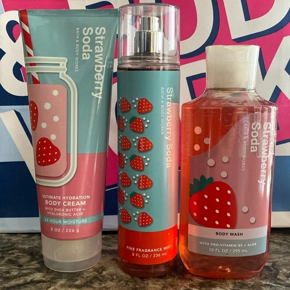 Bath & Body Works Strawberry Soda set